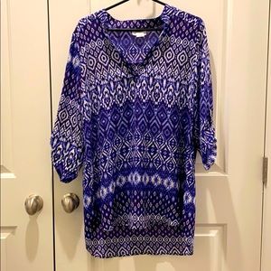 Patterned dress shirt